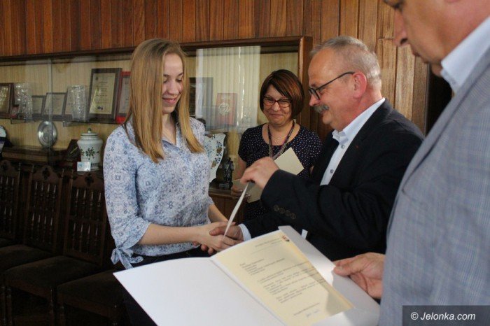 wybitni-uczniowie-nagrodzeni-foto-68867