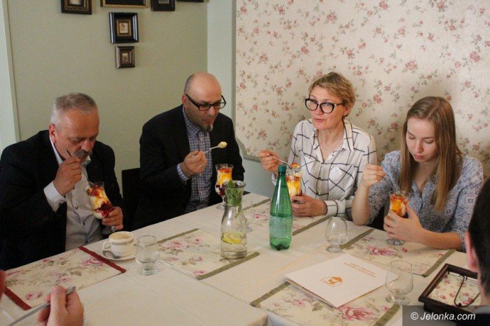 wybitni-uczniowie-nagrodzeni-foto-68867
