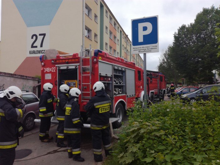 groznie-wygladajacy-pozar-na-karowicza-foto-68870