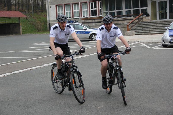 ruszyy-policyjne-patrole-rowerowe-foto-68882