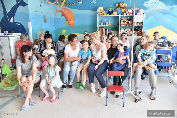 w-dniu-dziecka-pamietali-o-maych-pacjentach-foto-69097