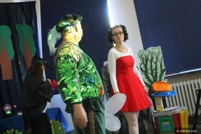 wyjatkowa-calineczka-dla-dzieci-z-sp-13-foto-69104