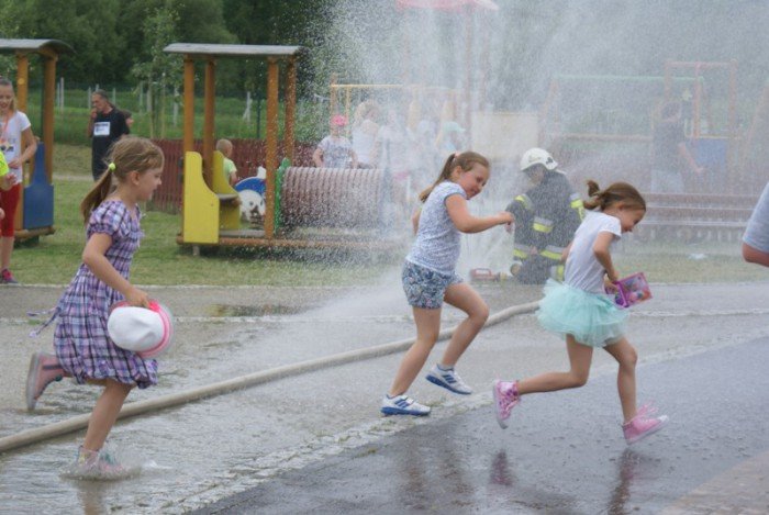 charytatywnie-dla-wiktorii-w-sosnowce-foto-69122