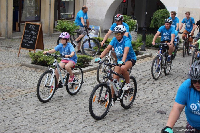 xvii-parada-rowerow-na-niebiesko-foto-69123