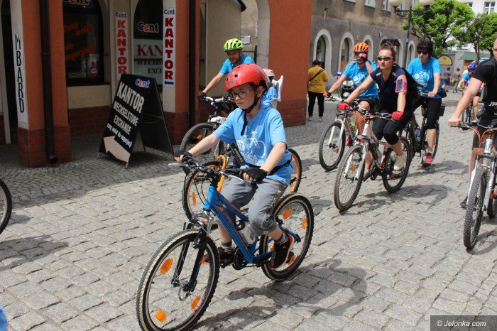 xvii-parada-rowerow-na-niebiesko-foto-69123