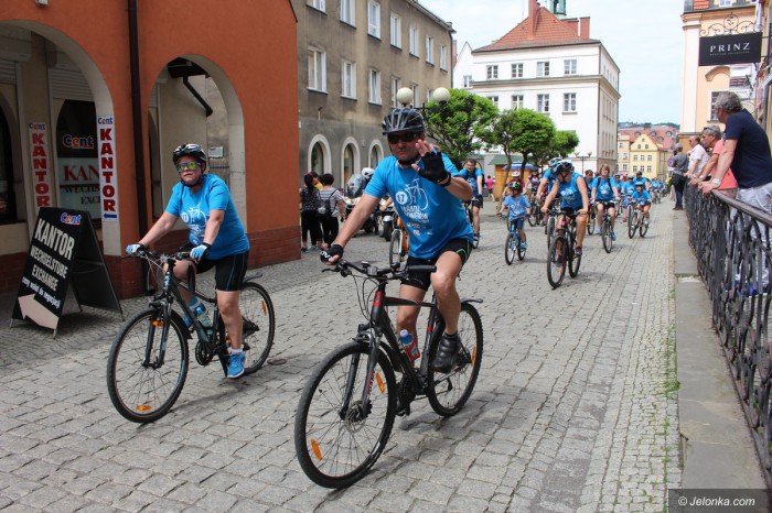 xvii-parada-rowerow-na-niebiesko-foto-69123