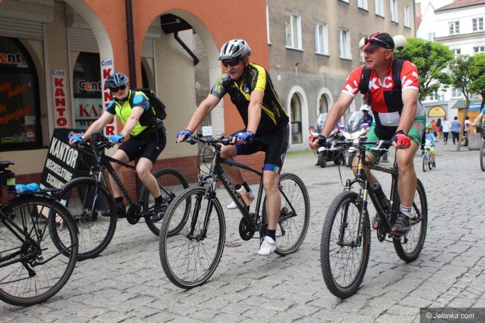 xvii-parada-rowerow-na-niebiesko-foto-69123