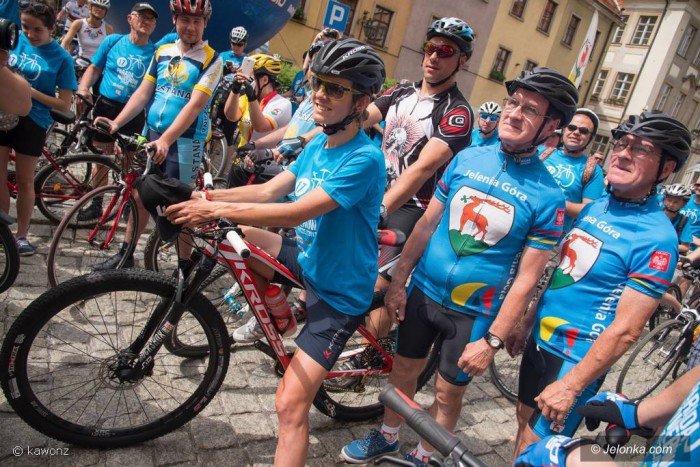 xvii-parada-rowerow-na-niebiesko-foto-69123