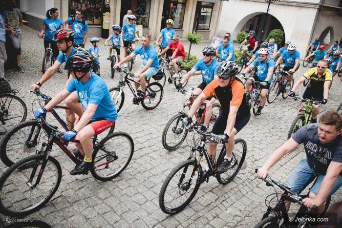 xvii-parada-rowerow-na-niebiesko-foto-69123