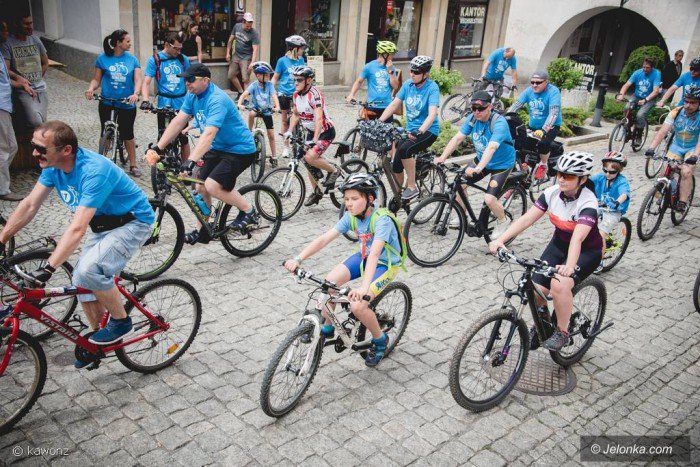 xvii-parada-rowerow-na-niebiesko-foto-69123