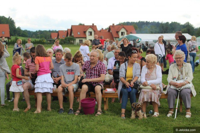 mieszkancy-osiedla-czarne-integrowali-sie-foto-69140
