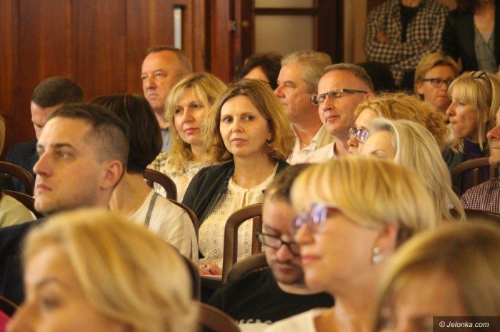 dyskutowali-o-przyszosci-szko-zawodowych-foto-69169