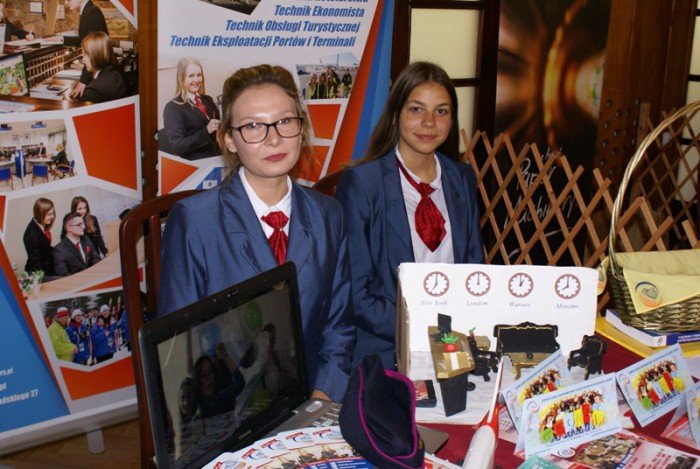 odbyy-sie-targi-edukacji-i-pracy-w-kpsw-foto-69216