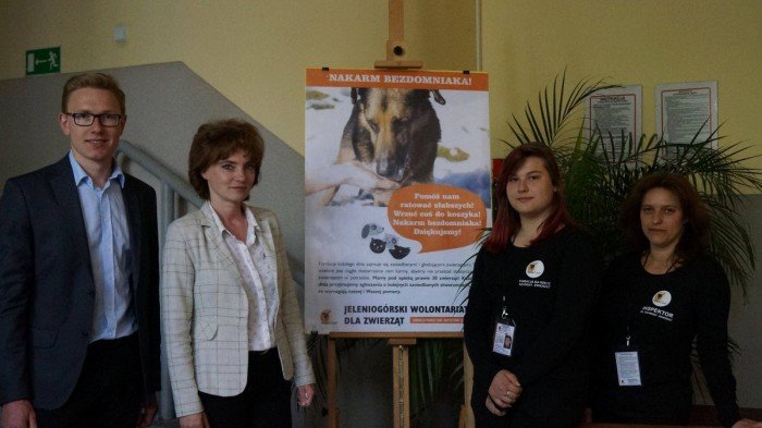 zbiorka-karmy-dla-zwierzat-fundacji-mondo-cane-foto-69218