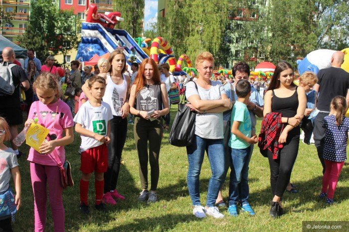 wiele-sie-dziao-podczas-festynu-jsm-foto-69250