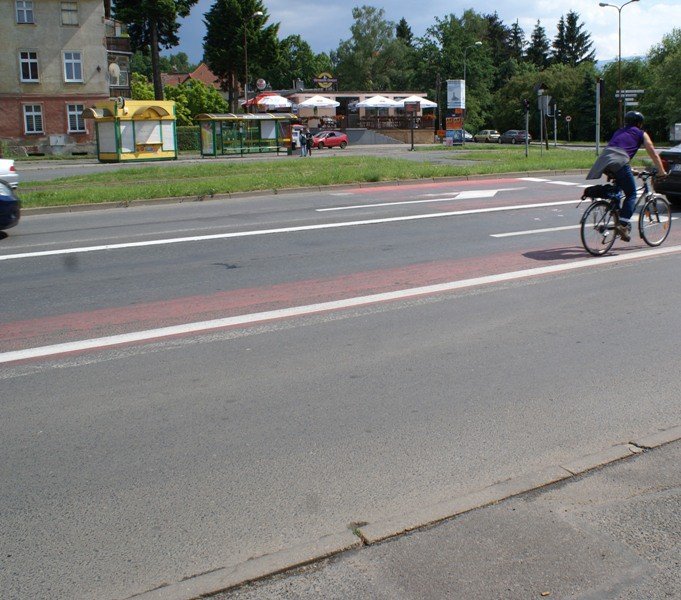 co-sie-stao-ze-sluzami-dla-rowerzystow-foto-69290