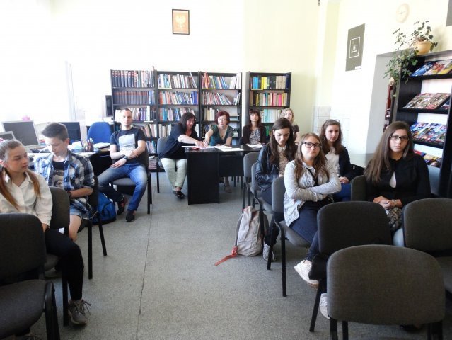 jeleniogorska-modziez-z-wiedza-o-naszej-kotlinie-foto-69293