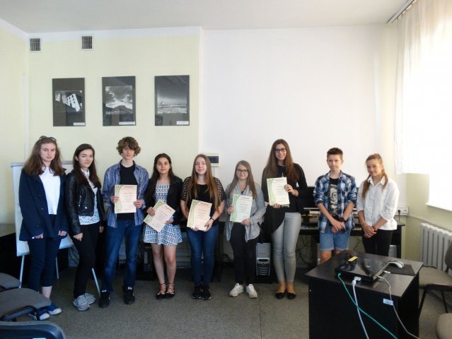 jeleniogorska-modziez-z-wiedza-o-naszej-kotlinie-foto-69293