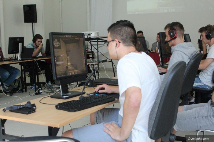 kpsw-w-nowym-rynku-rozstrzygnea-lige-csgo-foto-69297