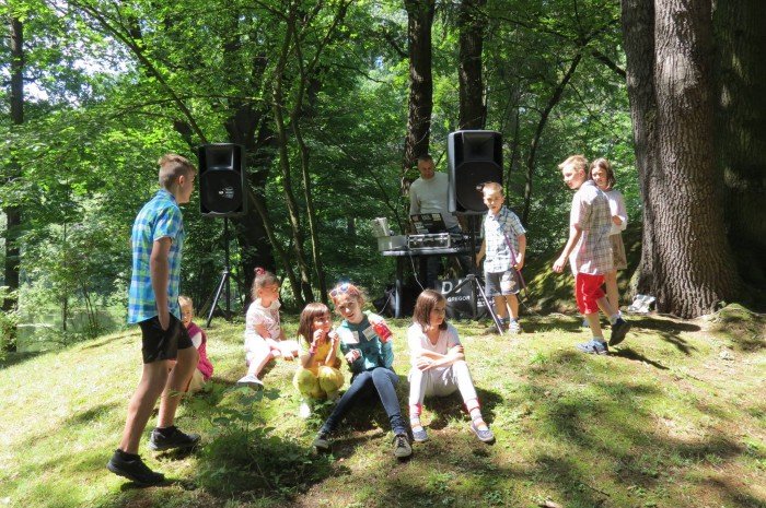 plenerowe-spotkania-ze-sztuka-dabrowka-2017-foto-69313