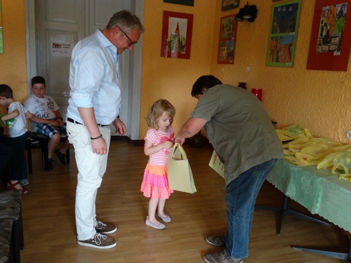 rodzina-i-artystyczne-bazgroy-w-mdk-foto-69452