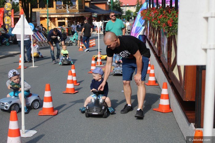 wakacje-w-karpaczu-rozpoczete-z-przytupem-foto-69497