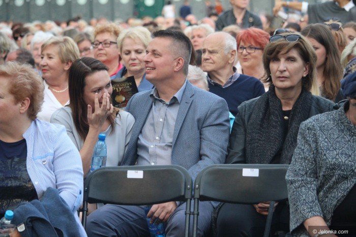 jeleniogorzanie-zachwyceni-widowiskiem-operowym-foto-69498
