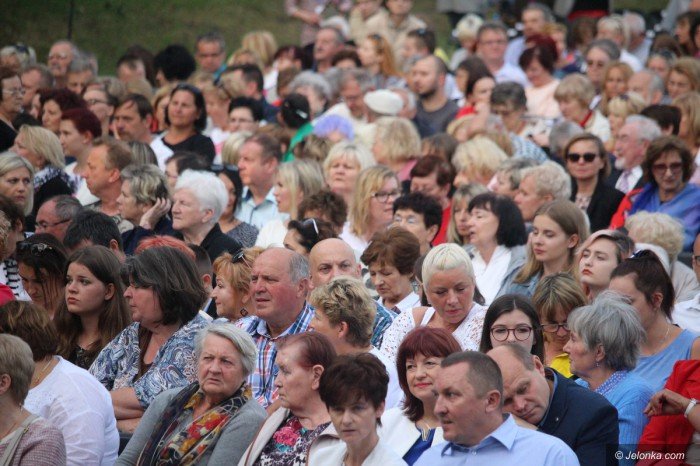 jeleniogorzanie-zachwyceni-widowiskiem-operowym-foto-69498