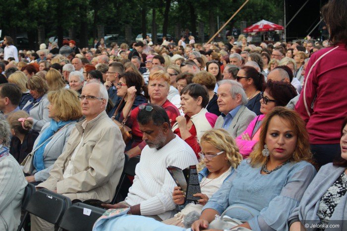 jeleniogorzanie-zachwyceni-widowiskiem-operowym-foto-69498
