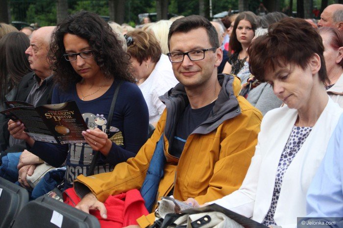 jeleniogorzanie-zachwyceni-widowiskiem-operowym-foto-69498