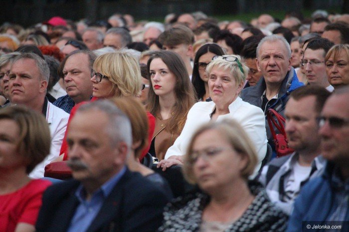jeleniogorzanie-zachwyceni-widowiskiem-operowym-foto-69498