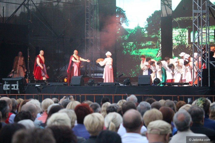 jeleniogorzanie-zachwyceni-widowiskiem-operowym-foto-69498