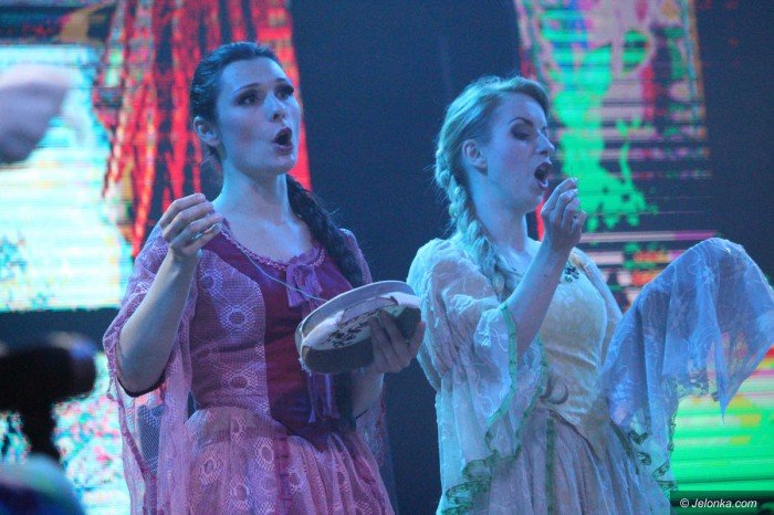 jeleniogorzanie-zachwyceni-widowiskiem-operowym-foto-69498