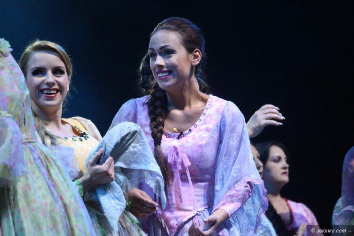 jeleniogorzanie-zachwyceni-widowiskiem-operowym-foto-69498