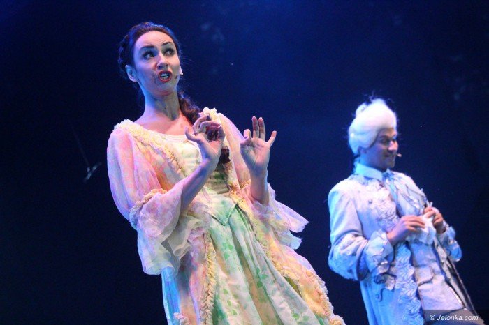 jeleniogorzanie-zachwyceni-widowiskiem-operowym-foto-69498