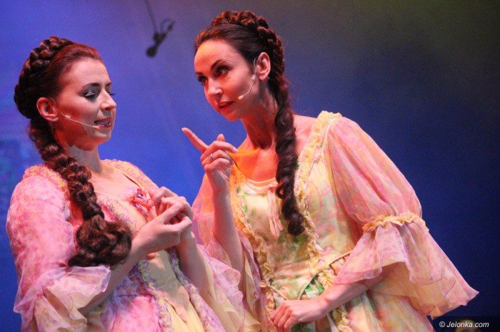 jeleniogorzanie-zachwyceni-widowiskiem-operowym-foto-69498