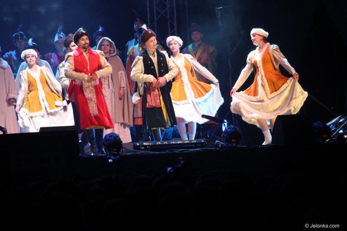 jeleniogorzanie-zachwyceni-widowiskiem-operowym-foto-69498