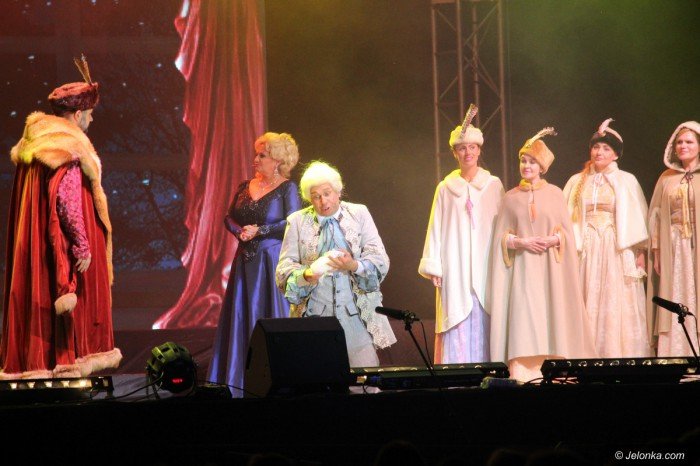 jeleniogorzanie-zachwyceni-widowiskiem-operowym-foto-69498