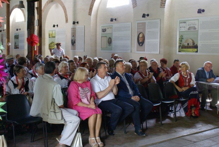 muzycznie-i-kolorowo-na-festiwalu-w-bukowcu-foto-69500