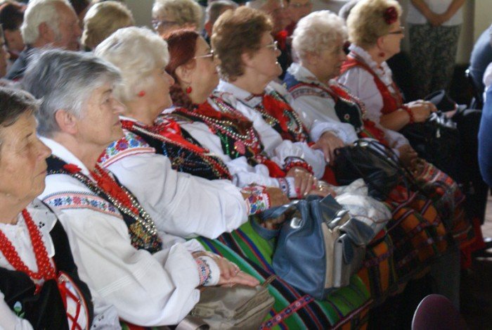 muzycznie-i-kolorowo-na-festiwalu-w-bukowcu-foto-69500