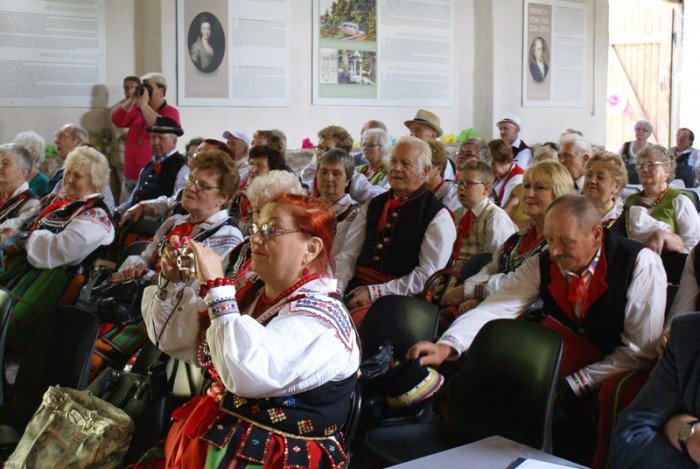 muzycznie-i-kolorowo-na-festiwalu-w-bukowcu-foto-69500