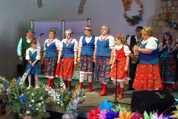 muzycznie-i-kolorowo-na-festiwalu-w-bukowcu-foto-69500