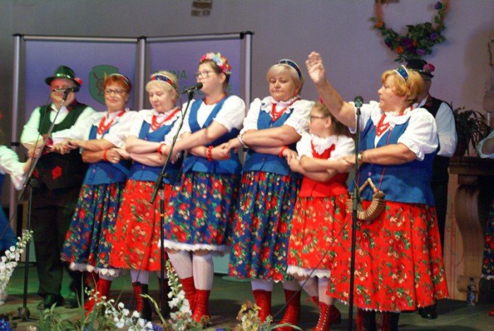 muzycznie-i-kolorowo-na-festiwalu-w-bukowcu-foto-69500