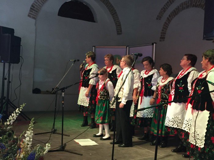 muzycznie-i-kolorowo-na-festiwalu-w-bukowcu-foto-69500