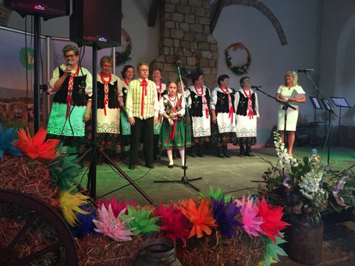 muzycznie-i-kolorowo-na-festiwalu-w-bukowcu-foto-69500