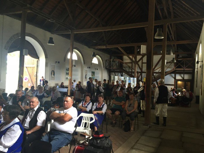 muzycznie-i-kolorowo-na-festiwalu-w-bukowcu-foto-69500
