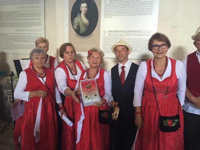 muzycznie-i-kolorowo-na-festiwalu-w-bukowcu-foto-69500