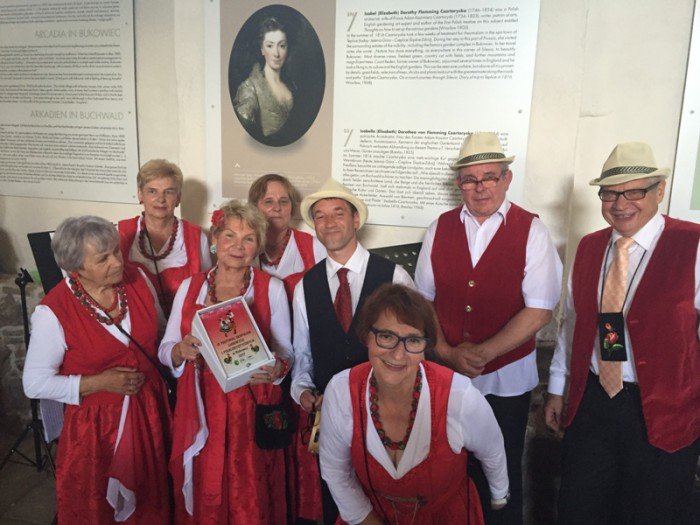 muzycznie-i-kolorowo-na-festiwalu-w-bukowcu-foto-69500
