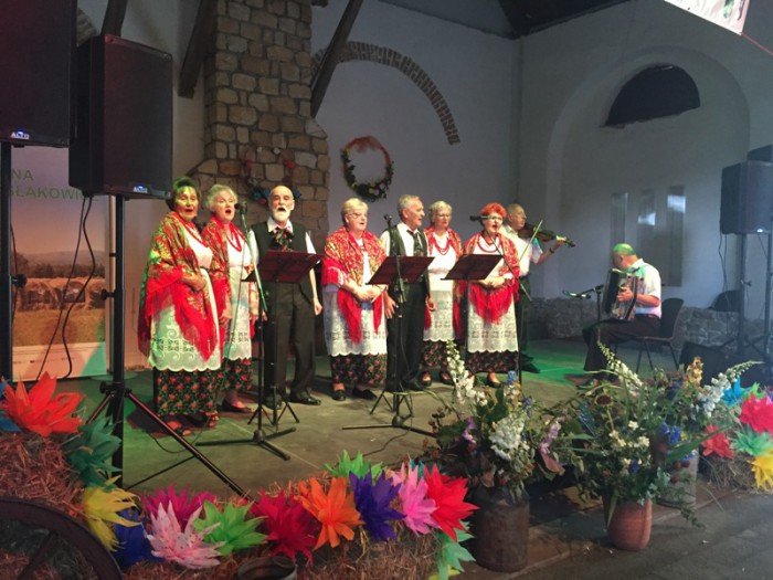 muzycznie-i-kolorowo-na-festiwalu-w-bukowcu-foto-69500