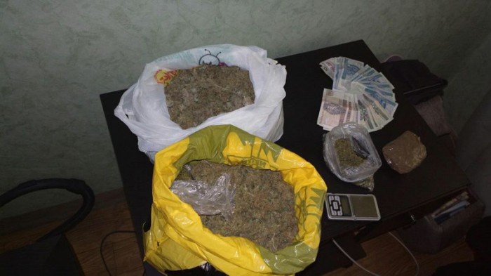 ponad-1-kg-marihuany-nie-trafi-do-sprzedazy-foto-69551